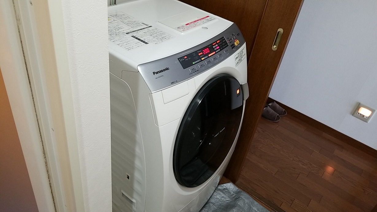 桑名市パナソニックドラム式洗濯機分解洗浄